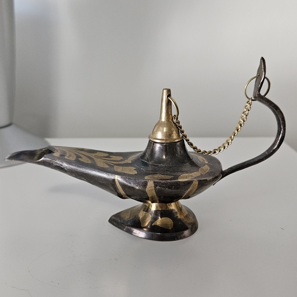 Brass Genie Lamp Incense Holder - Picture 8 of 9